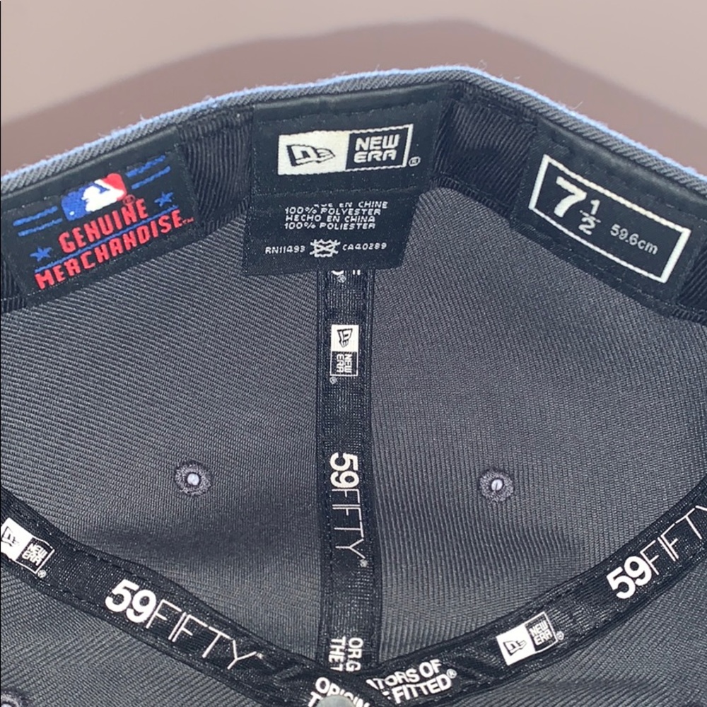 New Era Fitted Cap - image 4